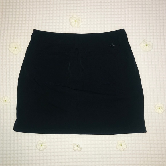 REI black skirt w/ built in shorts - Picture 2 of 5